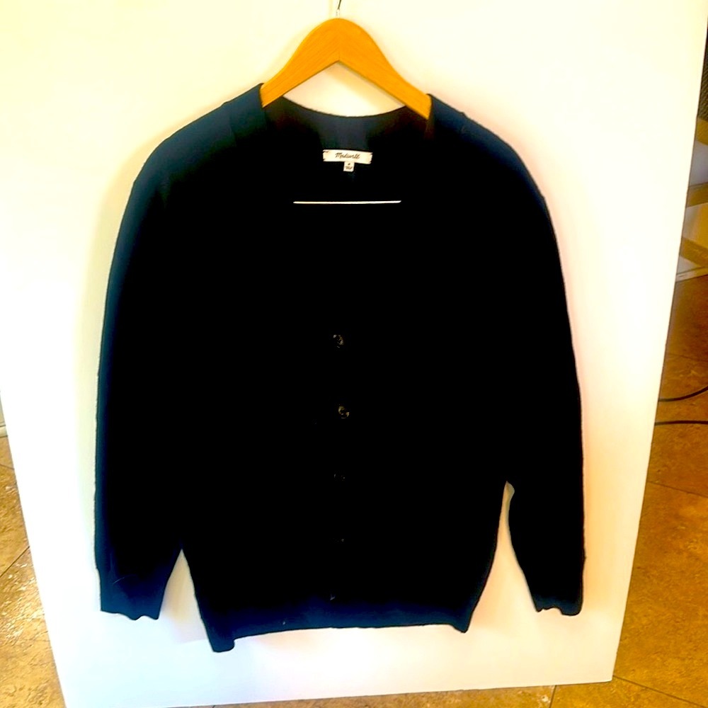 Madewell Black Women's Botton down Black cardigan
